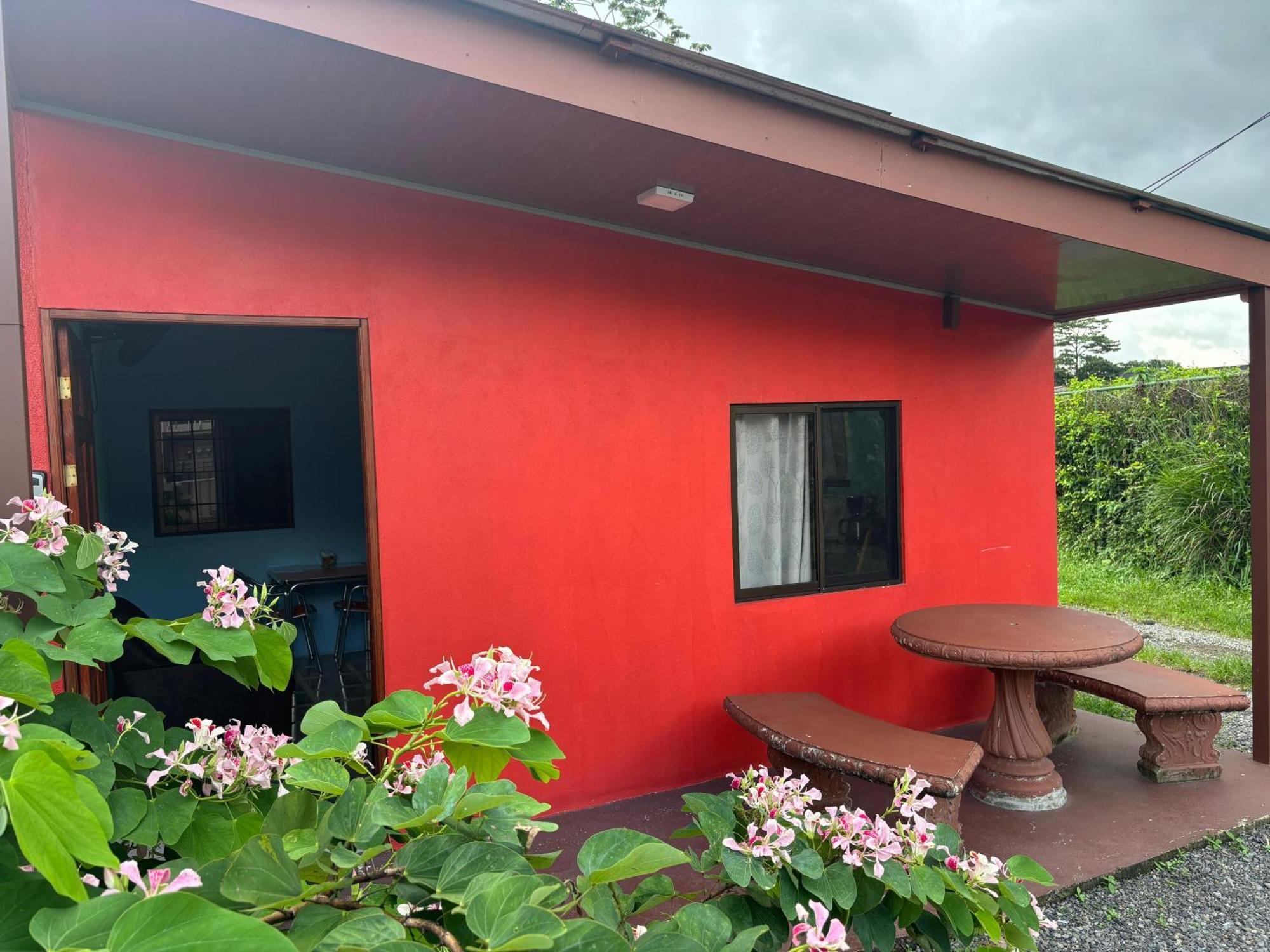 Pura Vida Aparment - Downtown La Fortuna Exteriör bild